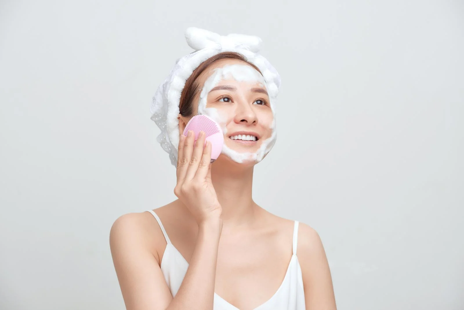 Foaming Cleansers for Winter